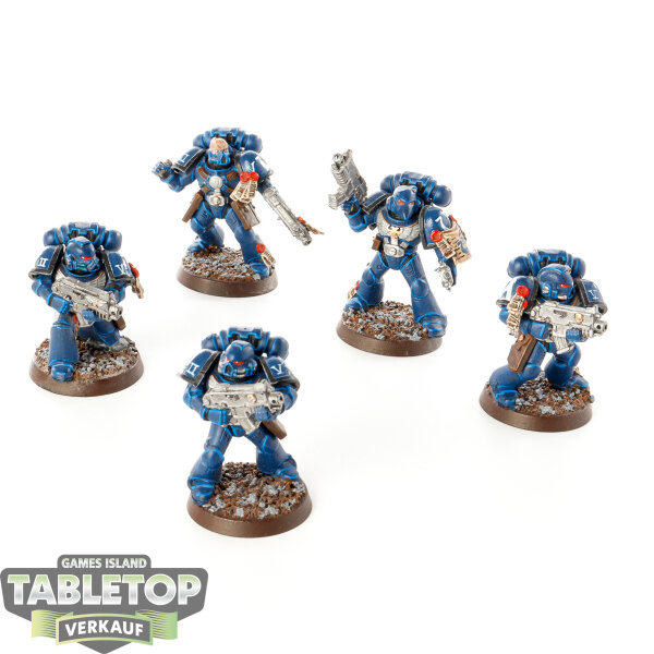 Ultramarines - 5x Tactical Squad klassisch - bemalt