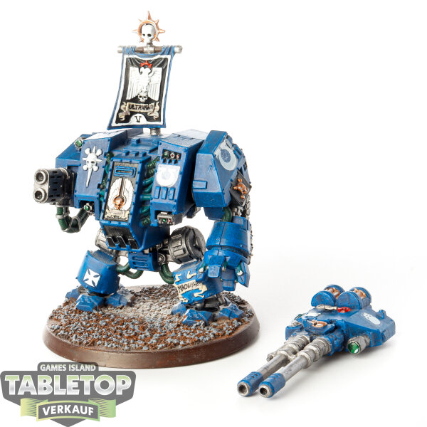 Ultramarines - Venerable Dreadnought - bemalt