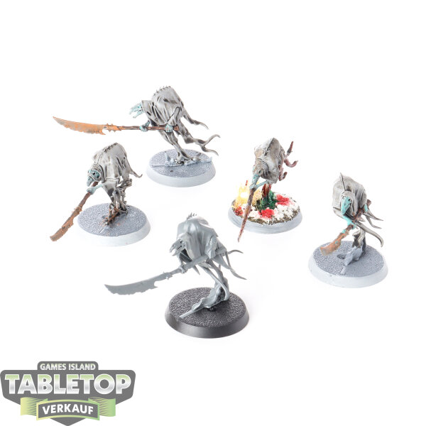 Nighthaunt - 5 x Glaivewraith Stalkers - teilweise bemalt