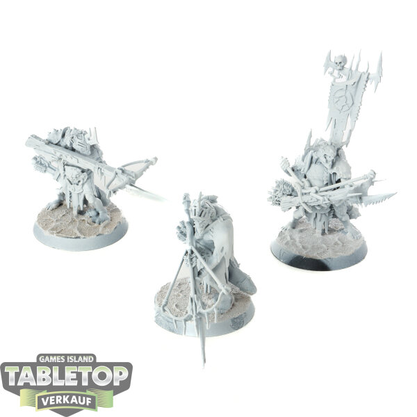 Orruk Warclans - 3x Man-Skewer Boltboyz - grundiert