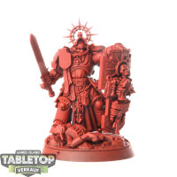 Space Marines - Captain with Relic Shield - grundiert