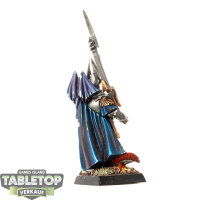 Dark Elves - Dreadlord with Great Weapon - bemalt