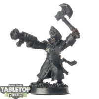 Astra Militarum - Commissar klassisch - grundiert