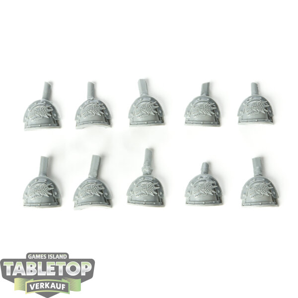 Horus Heresy - 10 Salamanders MkVI Shoulder Pads - im Gussrahmen