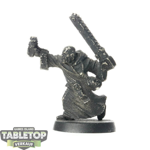 Astra Militarum - Preacher with Chainsword - grundiert