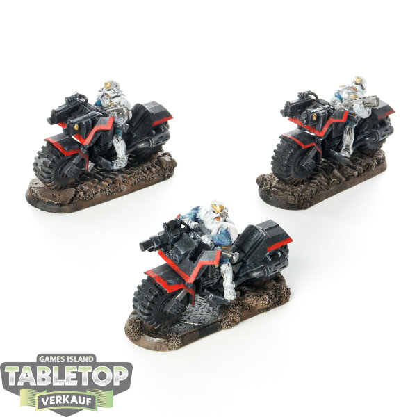 Space Marines - 3 Bikers - bemalt