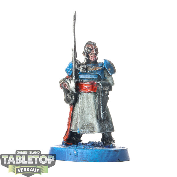 Astra Militarum - Cadian Commissar with Power Sword classic - bemalt