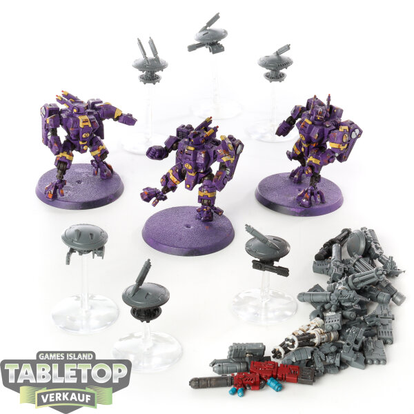 Tau Empire - 3 x XV8 Crisis Battlesuit Team - bemalt