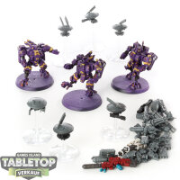 Tau Empire - 3 x XV8 Crisis Battlesuit Team - bemalt