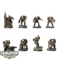 Raven Guard - 8x Scouts - klassisch - teilweise bemalt