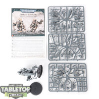 Adepta Sororitas - 2x Mortifiers - teilweise gebaut