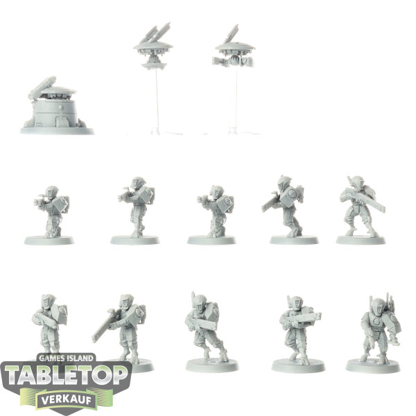 Tau Empire - 10 x Fire Warriors Strike Team - teilweise bemalt