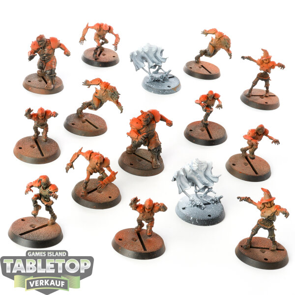 Blood Bowl - 15x Necromantic Horror Blood Bowl Team – The Wolfenburg Crypt-stealers - teilweise bemalt