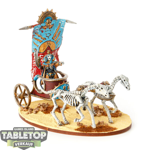 Tomb Kings of Khemri - Tomb King on Chariot klassisch - bemalt