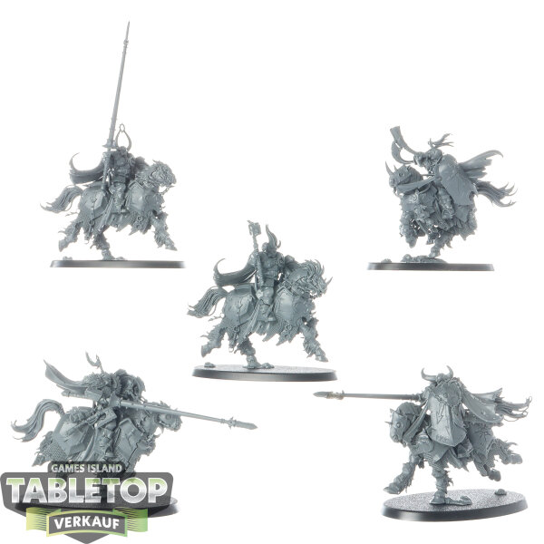 Slaves to Darkness - 5x Chaos Knights - unbemalt
