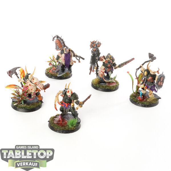 Maggotkin of Nurgle - 5x Putrid Blightkings - teilweise bemalt