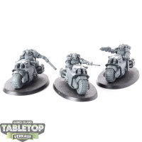 Space Marines - 3 Outriders - unbemalt