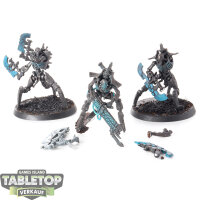 Necrons - 3 Skorpekh Destroyers - teilweise bemalt