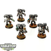 Black Templars - 5x Assault Squad - bemalt