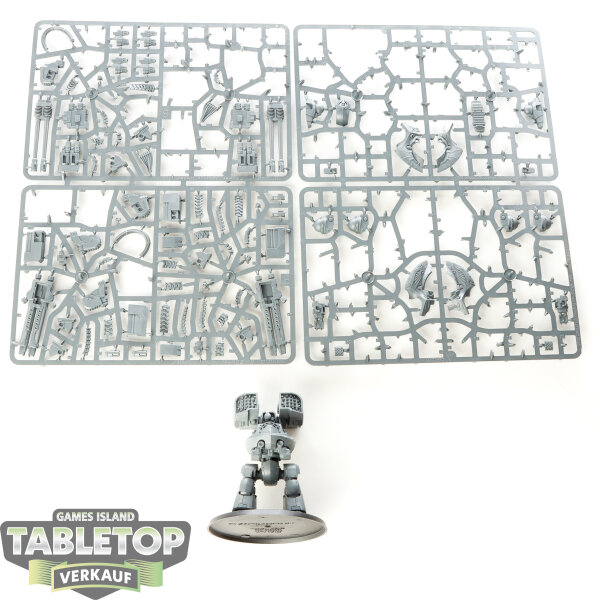 Horus Heresy - Deredeo Dreadnought: Anvilus Configuration - teilweise gebaut
