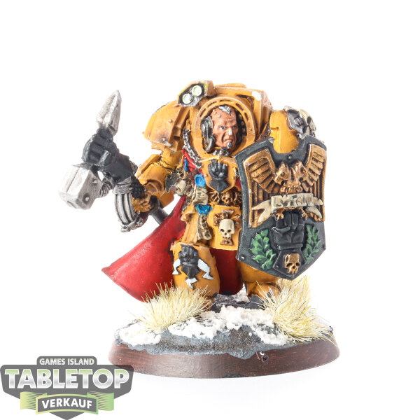 Imperial Fists - Captain Darnath Lysander klassich - bemalt