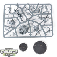 Orruk Warclans - Killaboss with Stab-grot - im Gussrahmen
