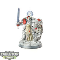 Space Marines - Captain with Relic Shield - teilweise bemalt