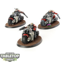 Space Marines - 3x Outriders - bemalt