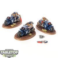 Space Marines - 3x Outriders - bemalt