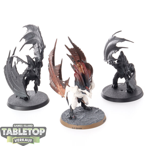 Soulblight Gravelords - 3x Vargheists - teilweise bemalt