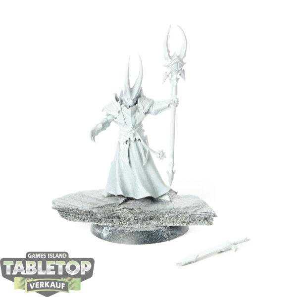 Warriors of Chaos - Sorcerer of Chaos - grundiert
