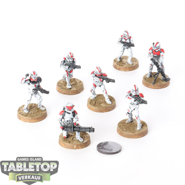 Galaktische Republik - 7 Phase 2 Clone Troopers - bemalt