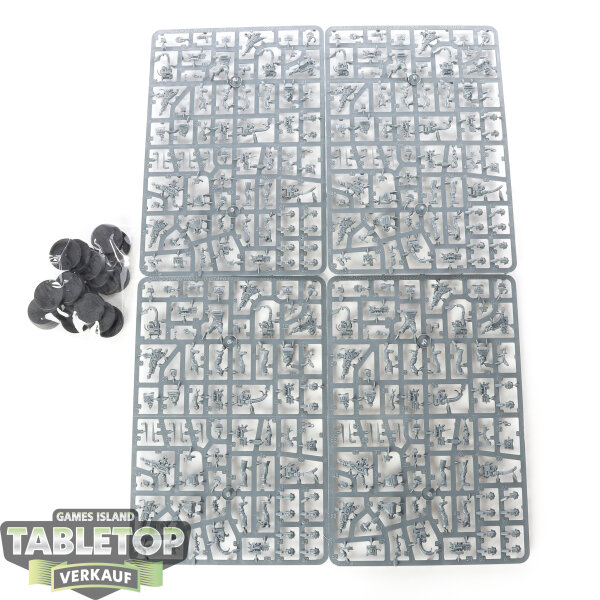 Horus Heresy - 20 Tech-thralls Covenant - im Gussrahmen