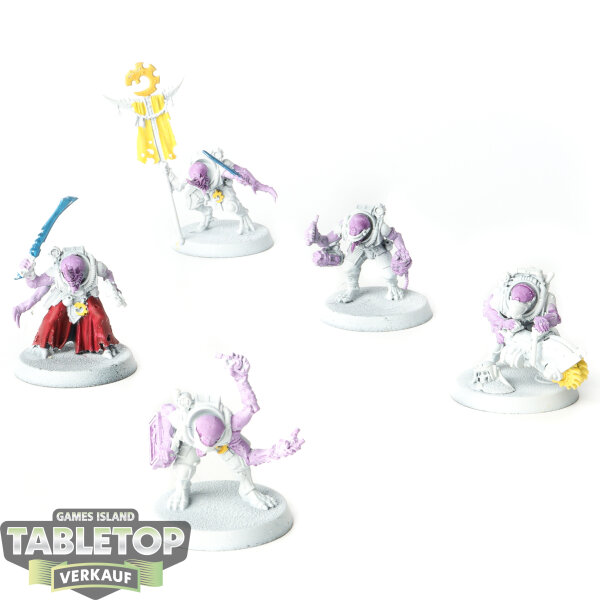 Genestealer Cults - 5 Hybrid Metamorphs - teilweise bemalt