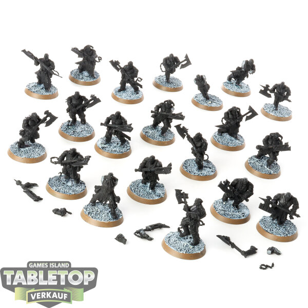 Blades of Khorne - 20x Bloodreavers - grundiert