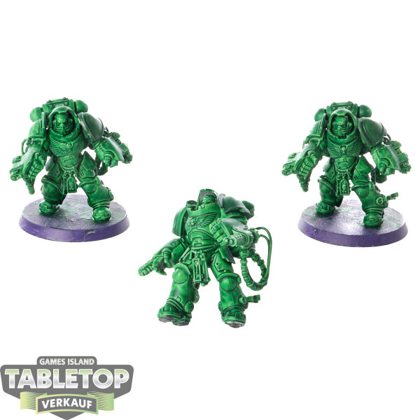 Space Marines - 3 Aggressors - grundiert