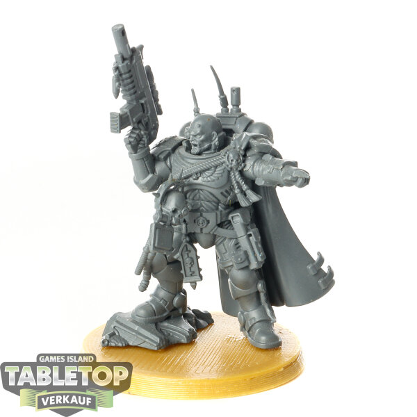 Space Marines - Captain in Phobos Armour - unbemalt