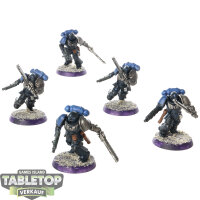 Space Marines - 5 Assault Intercessor - teilweise bemalt