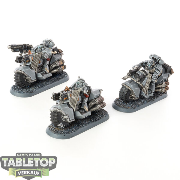 Space Marines - 3 Ravenwing Bike Squadron - bemalt