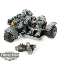 Space Marines - Space Marine Attack Bike - bemalt