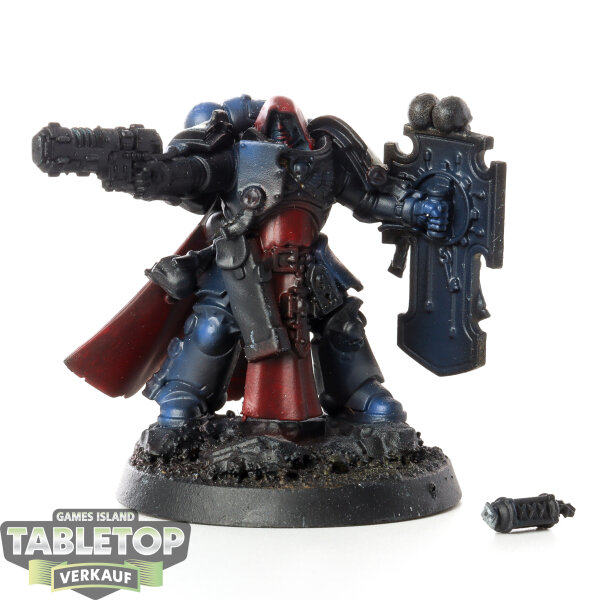 Black Templars - Lieutenant with Storm Shield - teilweise bemalt