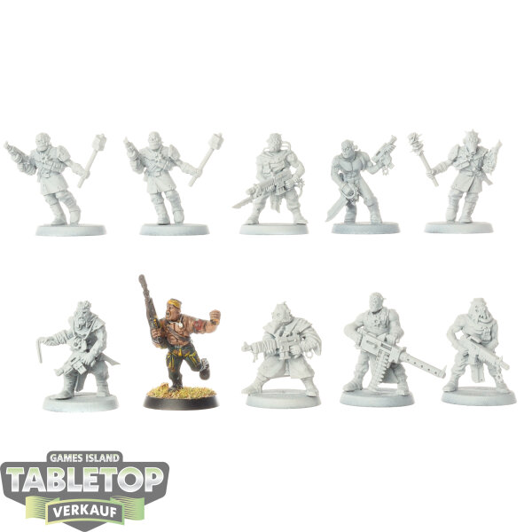 Chaos Space Marines - 10 Chaos Cultists classic - teilweise bemalt