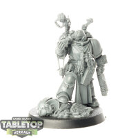 Space Marines - Apothecary - unbemalt