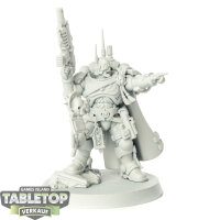 Space Marines - Captain in Phobos Armour - grundiert