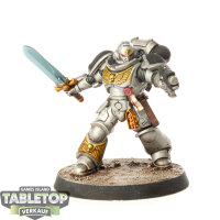 Space Marines - Lieutenant classic - bemalt