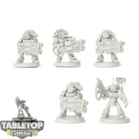 Space Marines - 5 Devastator Squad - grundiert