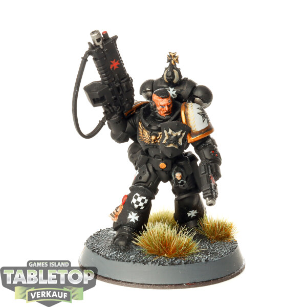 Black Templars - Lieutenant - bemalt