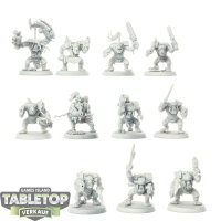 Orks - 11 Ork Boyz - grundiert