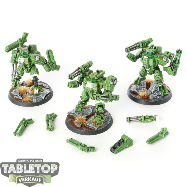 Tau Empire - 3 XV8 Crisis Battlesuit Team - bemalt