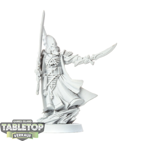 Aeldari - Farseer classic - grundiert